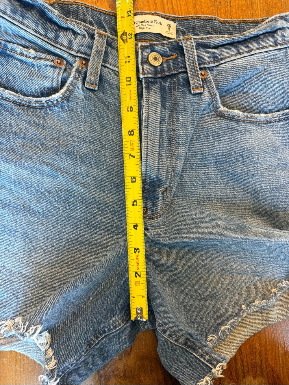 Abercrombie & Fitch The Dad Short High Rise Medium Blue Denim Shorts Size 26 - Picture 5 of 7